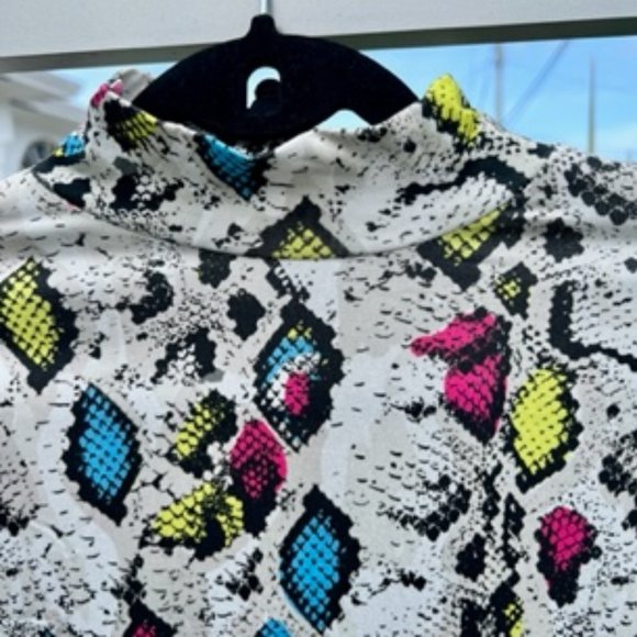 Nylon Apparel Multicolored Long Sleeve Turtleneck Snake Print Bodysuit/Medium - Picture 2 of 8